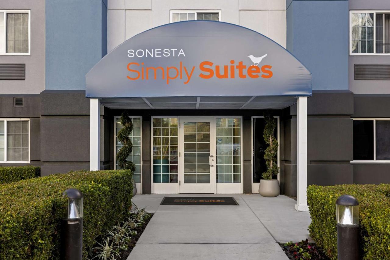 Sonesta Simply Suites Irvine East Foothill Лейк-Форест Экстерьер фото